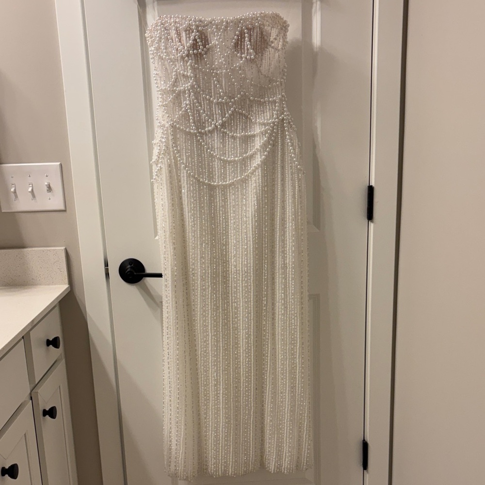 Rosie Etienne Lustre Gown - Picture 6 of 16